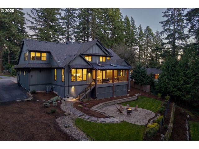 2065 Sw 75TH Ave, Portland, OR 97225