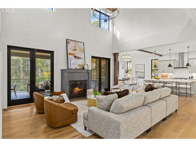 2065 Sw 75TH Ave, Portland, OR 97225