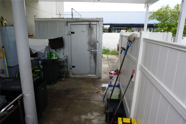 2700 34TH STREET N, St Petersburg, FL 33713