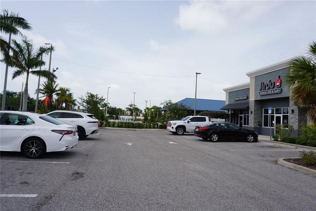 2700 34TH STREET N, St Petersburg, FL 33713