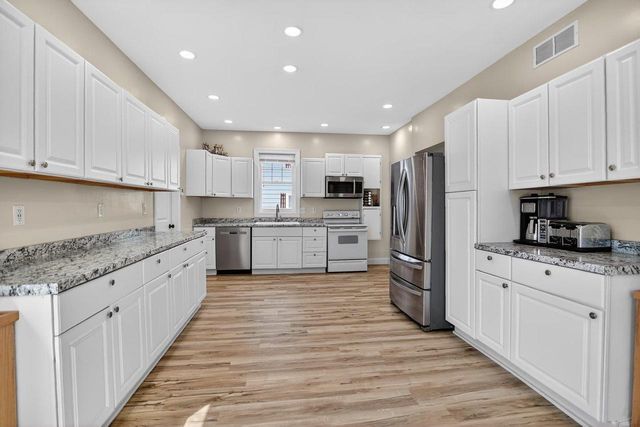 208 Stoughton Road, Edgerton, WI 53534