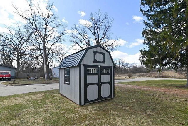 208 Stoughton Road, Edgerton, WI 53534