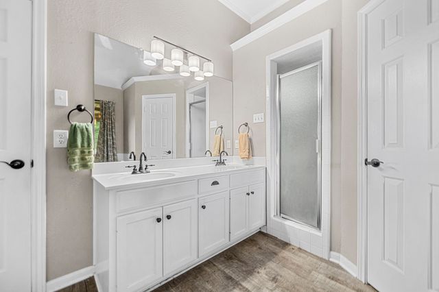 856 Tahoe Trail Drive, Hewitt, TX 76643