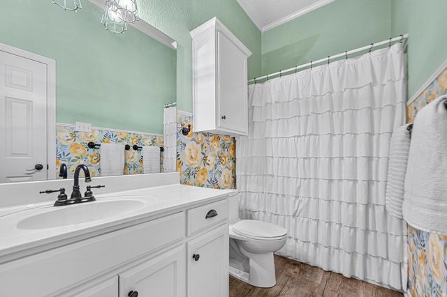 856 Tahoe Trail Drive, Hewitt, TX 76643