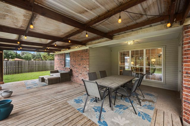 856 Tahoe Trail Drive, Hewitt, TX 76643