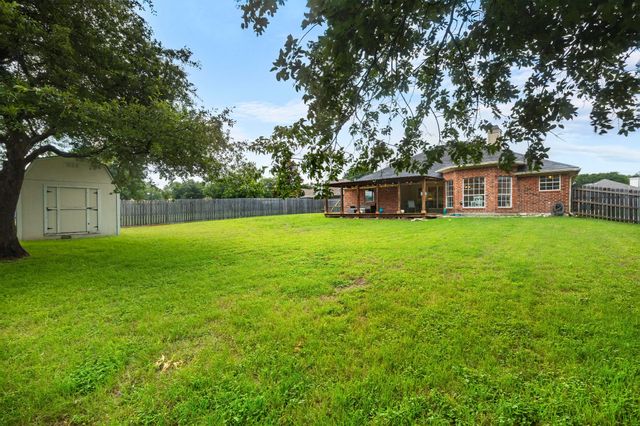856 Tahoe Trail Drive, Hewitt, TX 76643