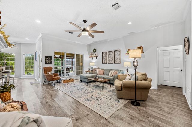 856 Tahoe Trail Drive, Hewitt, TX 76643