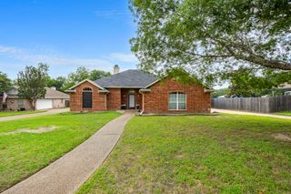 856 Tahoe Trail Drive, Hewitt, TX 76643