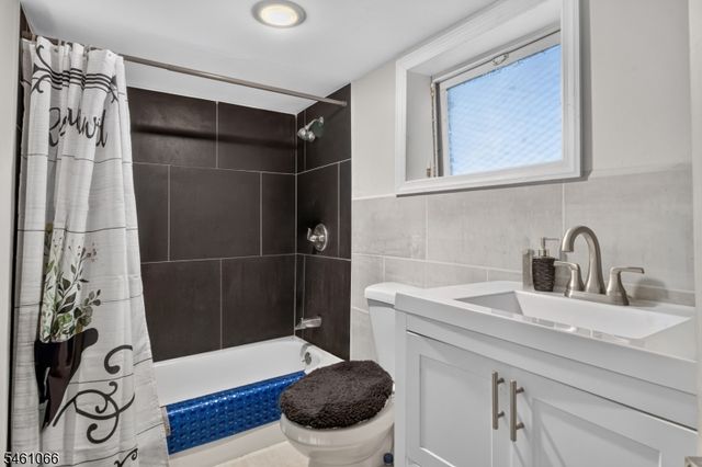 62 Wilson Pl, Irvington Twp., NJ 07111