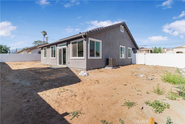 1185 Orange Avenue, Beaumont, CA 92223