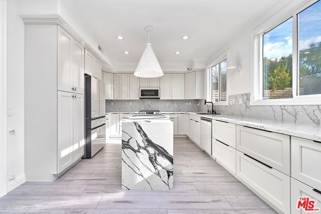 25614 Lewis Way, Stevenson Ranch, CA 91381