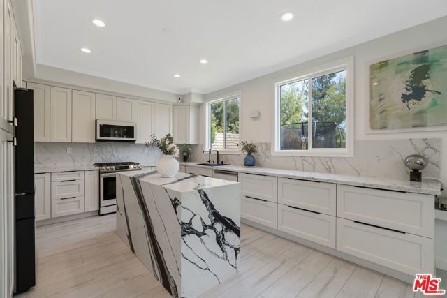 25614 Lewis Way, Stevenson Ranch, CA 91381