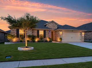 1908 Cookes Lane, Cleburne, TX 76033