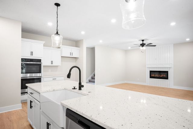 234 Low Plains Ln, Clarksville, TN 37043