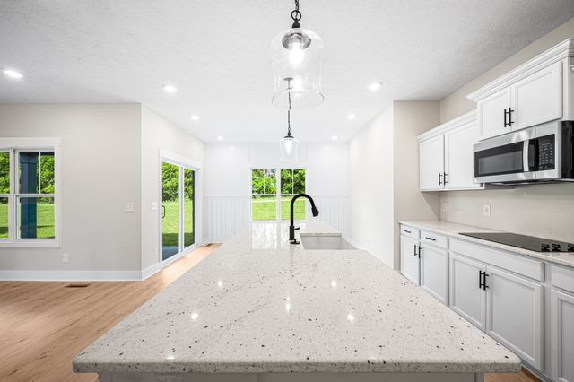 234 Low Plains Ln, Clarksville, TN 37043