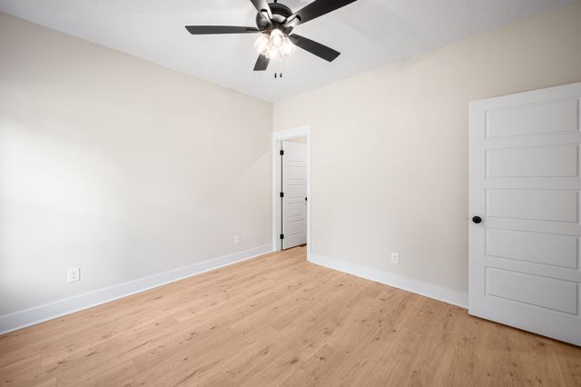 234 Low Plains Ln, Clarksville, TN 37043