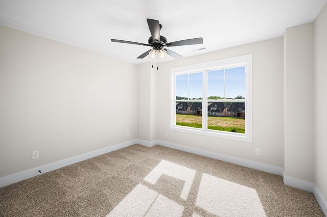 234 Low Plains Ln, Clarksville, TN 37043