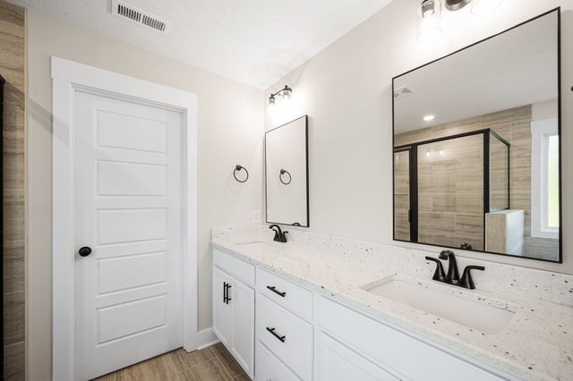 234 Low Plains Ln, Clarksville, TN 37043