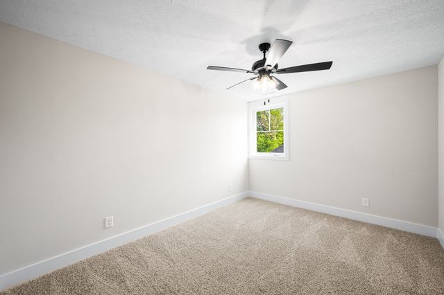 234 Low Plains Ln, Clarksville, TN 37043