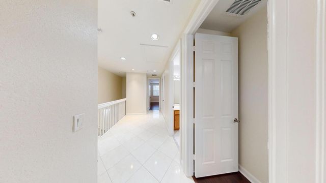 690 Amador Lane 3, West Palm Beach, FL 33401