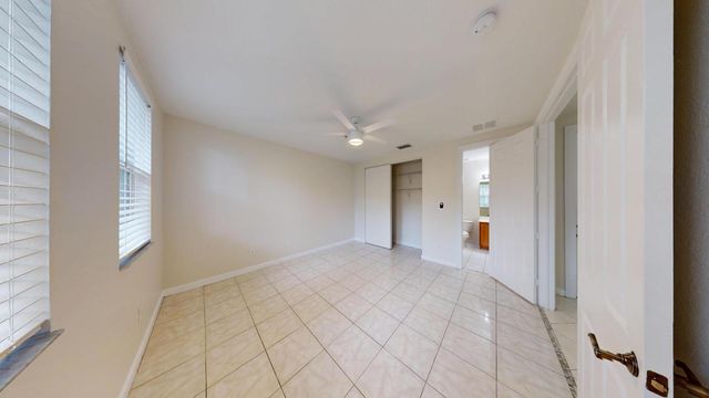 690 Amador Lane 3, West Palm Beach, FL 33401