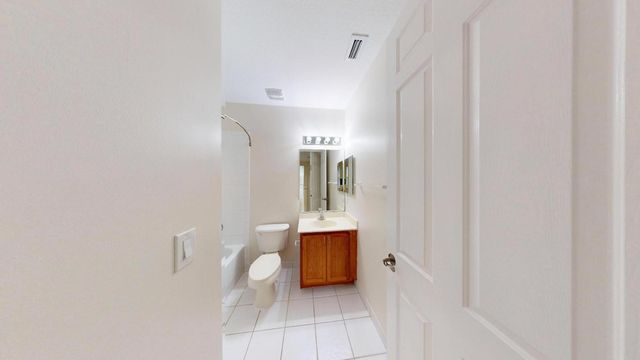 690 Amador Lane 3, West Palm Beach, FL 33401