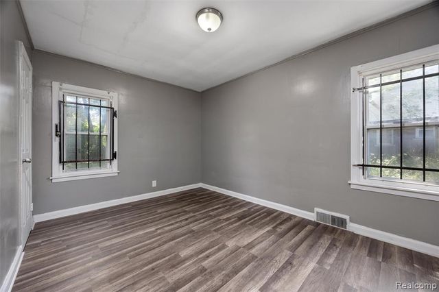 14774 Woodmont Avenue, Detroit, MI 48227