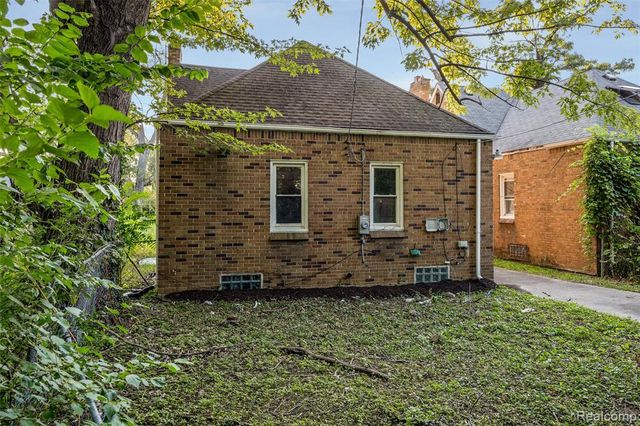 14774 Woodmont Avenue, Detroit, MI 48227
