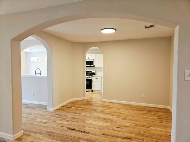 4227 Richmeadow Drive, Houston, TX 77048