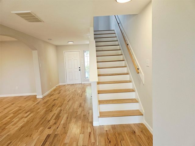 4227 Richmeadow Drive, Houston, TX 77048