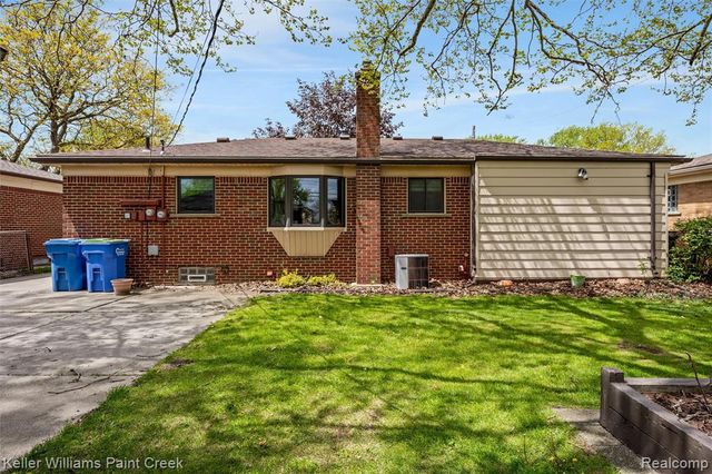 26642 Roan Avenue, Warren, MI 48089