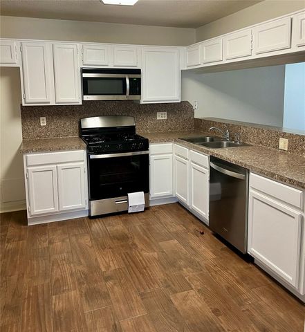 2709 Hot Springs Drive, Pearland, TX 77584