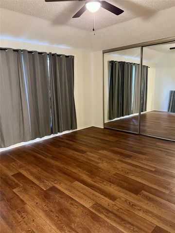 2709 Hot Springs Drive, Pearland, TX 77584