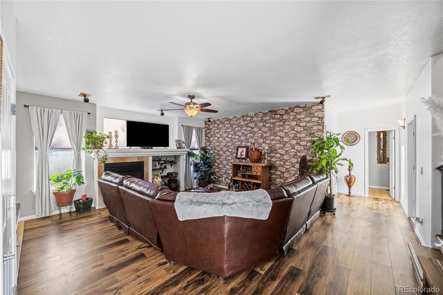 15756 E 109th Avenue, Commerce City, CO 80022