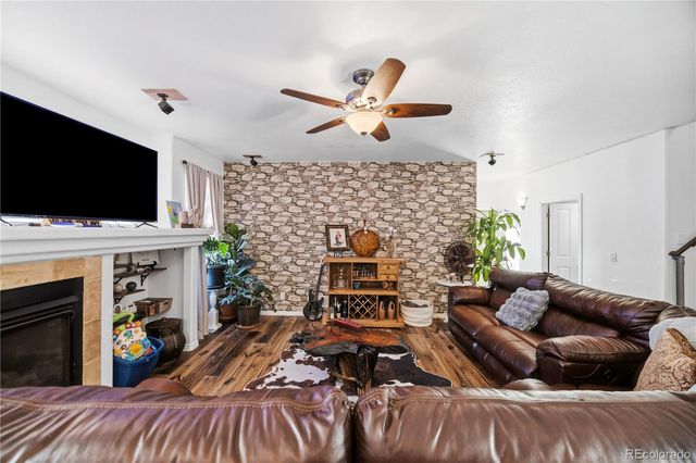 15756 E 109th Avenue, Commerce City, CO 80022