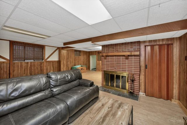 3270 Renfro Avenue, Cincinnati, OH 45211