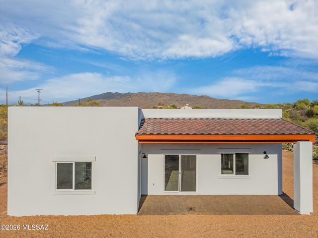 10910 E Escalante Road, Tucson, AZ 85730