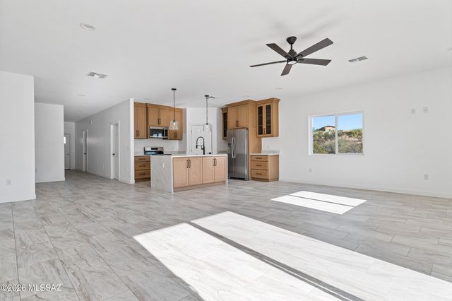 10910 E Escalante Road, Tucson, AZ 85730