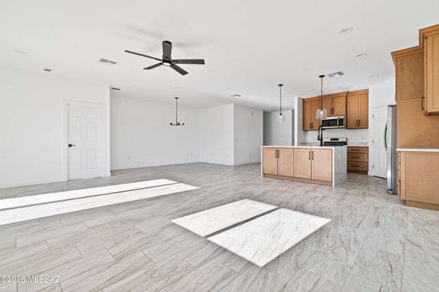 10910 E Escalante Road, Tucson, AZ 85730