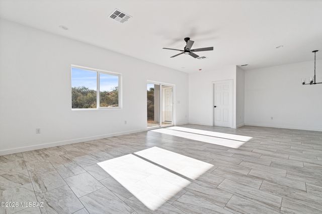 10910 E Escalante Road, Tucson, AZ 85730