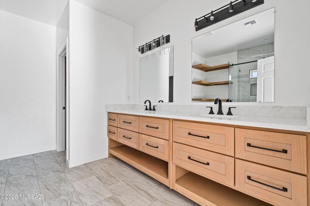 10910 E Escalante Road, Tucson, AZ 85730