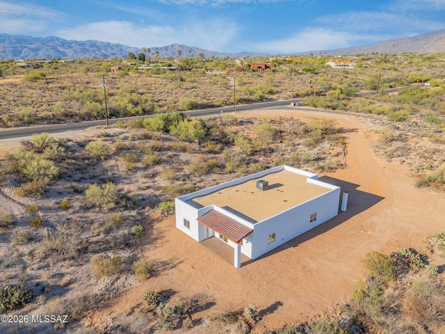 10910 E Escalante Road, Tucson, AZ 85730