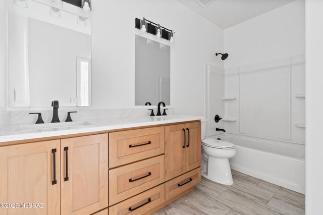 10910 E Escalante Road, Tucson, AZ 85730