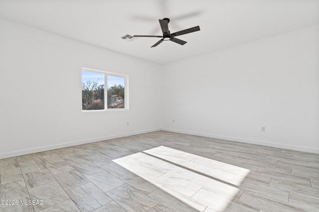 10910 E Escalante Road, Tucson, AZ 85730