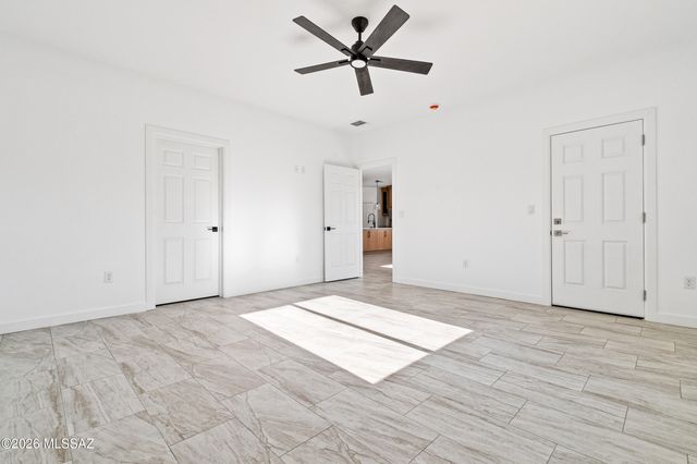 10910 E Escalante Road, Tucson, AZ 85730