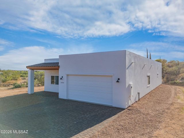 10910 E Escalante Road, Tucson, AZ 85730