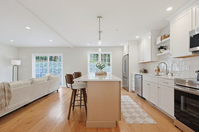 21 Dwinell Road B, Taunton, MA 02780