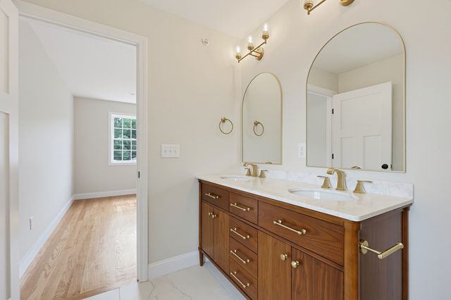 21 Dwinell Road B, Taunton, MA 02780