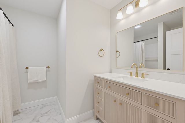 21 Dwinell Road B, Taunton, MA 02780