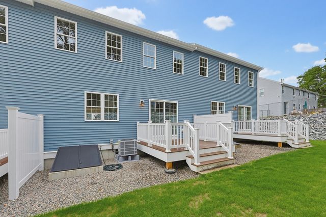 21 Dwinell Road B, Taunton, MA 02780